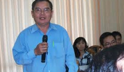 Giám đốc có thu nhập 105 triệu/tháng vì sao mất chức?